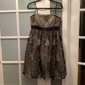 Gold black overlay spaghetti strap party dress size 8